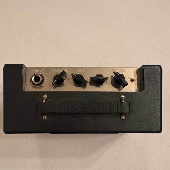 Fender MD-20 Mini Deluxe Travel Practice Amplifier Black No Cord Tested/Works - Picture 2 of 5
